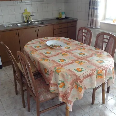 Διαμέρισμα Agota Apartman *